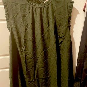 Loft plus hunter green blouse